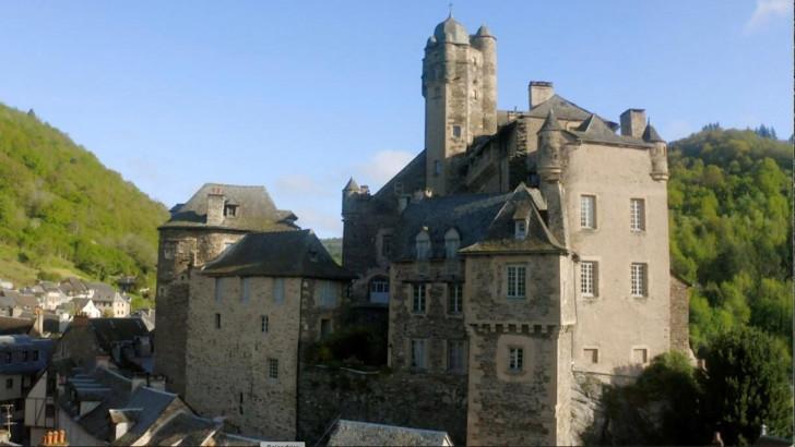 « Le président Giscard et le château d'Estaing »